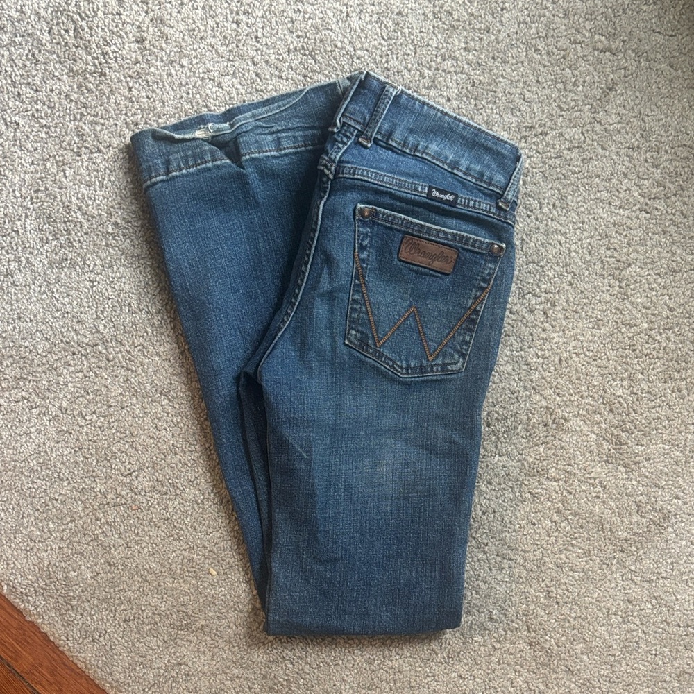 Wrangler Women's Classic Blue Straight Leg Jeans